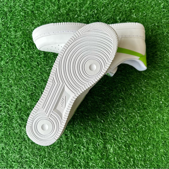 Nike Air Force 1 ‘07 - Picture 9 of 10